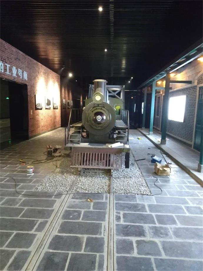 安平县蒸汽火车模型